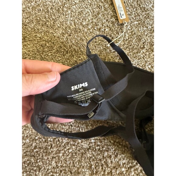 Skims Fits Everybody Push-up Demi Bra Size 30B Onyx - Picture 6 of 6